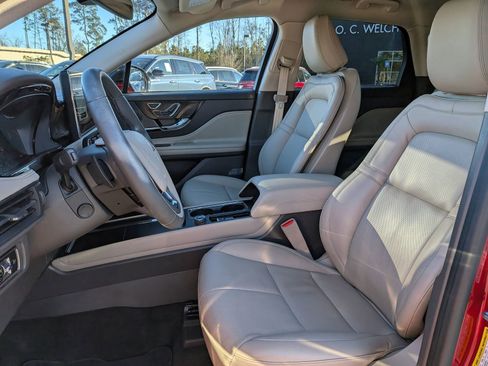 Certified 2023 Lincoln Corsair FWD w/ Equipment Group 101A image 24