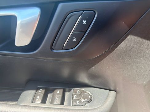 Used 2026 Buick Enclave Preferred AWD/4WD image 35