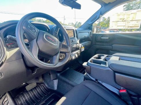 New 2026 GMC Sierra 1500 Pro image 9