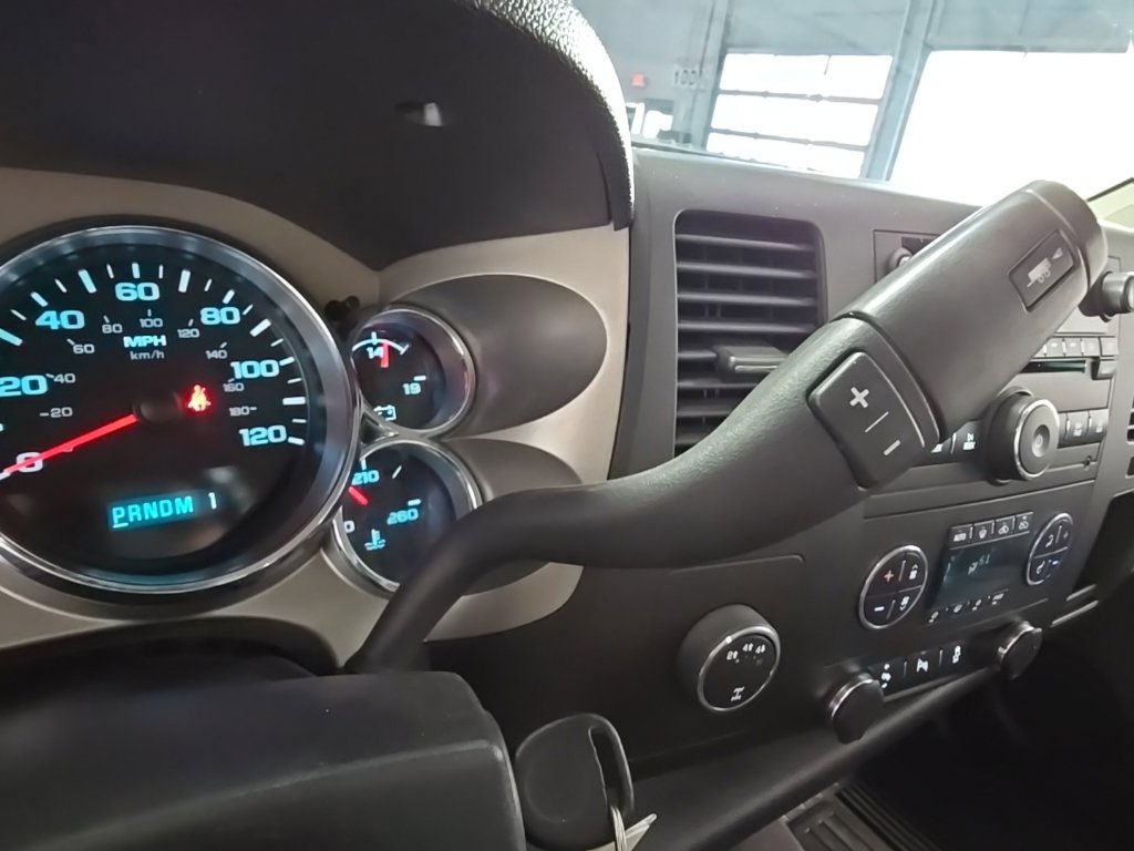Used 2014 GMC Sierra 2500 SLE w/ SLE Preferred Package AWD/4WD image 23