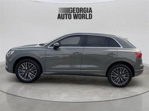 Used 2022 Audi Q3 2.0T Premium w/ Convenience Package AWD/4WD image 9