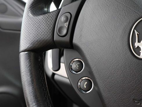 Used 2016 Maserati GranTurismo Sport RWD image 25