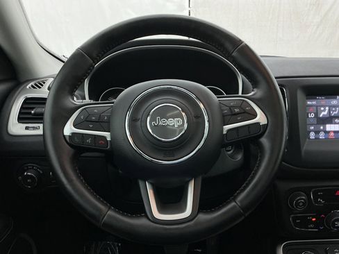 Used 2019 Jeep Compass Latitude w/ Cold Weather Group AWD/4WD image 28