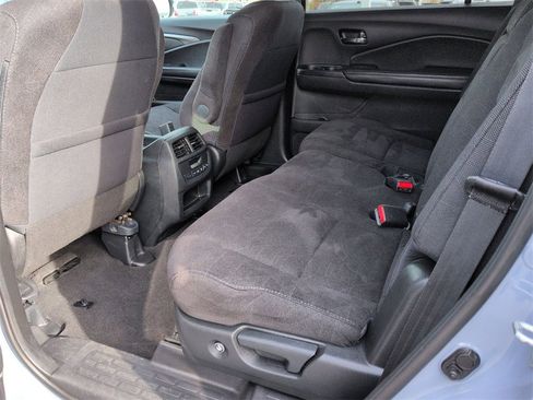 Used 2022 Honda Pilot Sport image 16