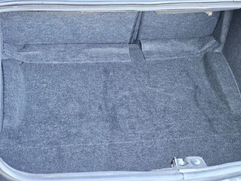 Used 2013 Dodge Challenger R/T image 29