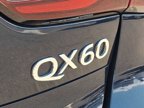 Used 2018 INFINITI QX60 Luxe AWD/4WD image 30