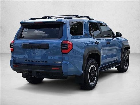 Used 2025 Toyota 4Runner TRD Off-Road Premium w/ Tow Technology Package AWD/4WD image 5
