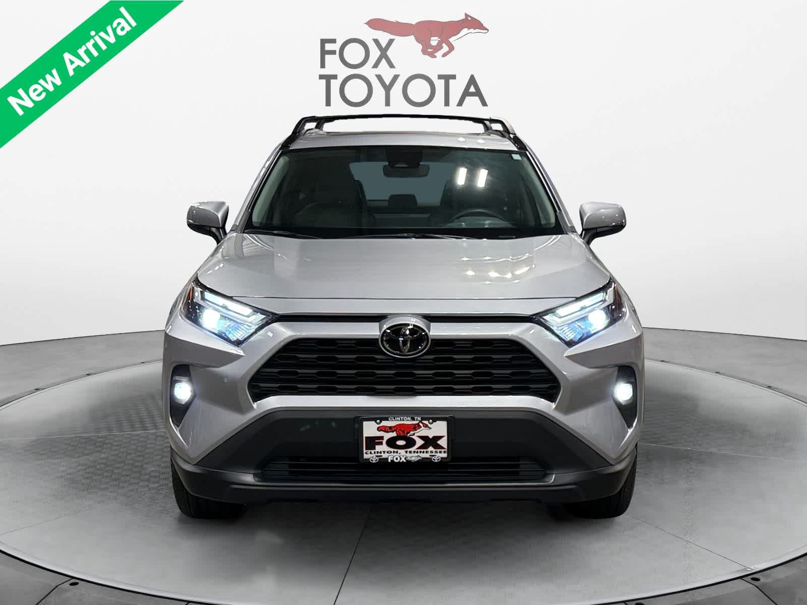 Used 2023 Toyota RAV4 XLE Premium FWD image 9