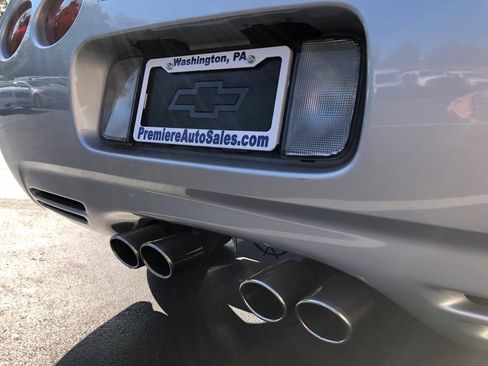 Used 2000 Chevrolet Corvette Convertible w/ Memory Pkg image 18