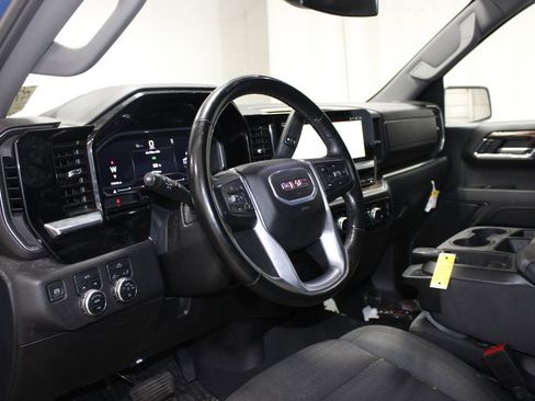 Used 2024 GMC Sierra 1500 Elevation image 35