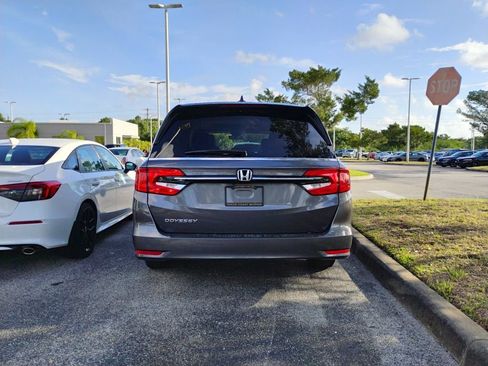 Used 2024 Honda Odyssey EX-L image 5