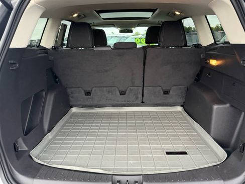 Used 2017 Ford Escape SE FWD image 6