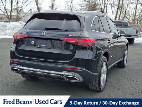 Used 2023 Mercedes-Benz GLC 300 4MATIC image 11