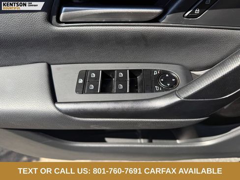 Used 2025 MAZDA CX-50 AWD 2.5 S w/ Premium Package image 19