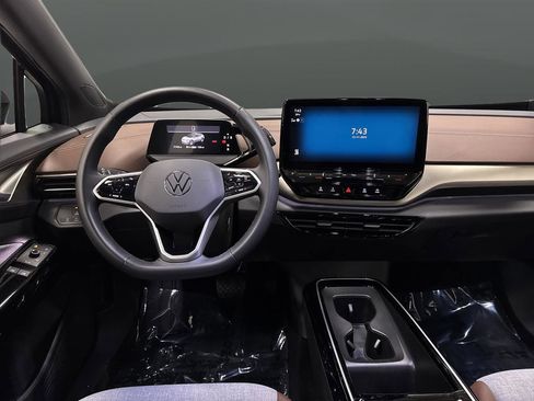 Used 2023 Volkswagen ID.4 Pro image 5