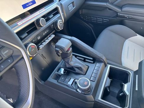 Used 2024 Toyota Tacoma TRD Sport image 26