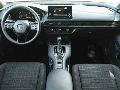Used 2025 Honda HR-V LX image 26
