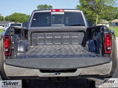New 2026 RAM 3500 Tradesman AWD/4WD image 13