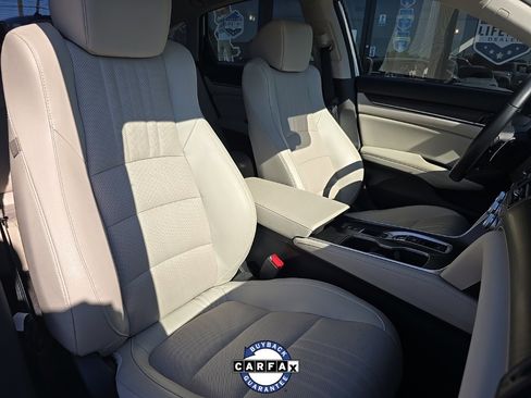 Used 2018 Honda Accord EX-L image 29