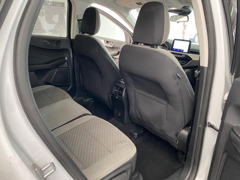 Used 2022 Ford Escape SE w/ Cold Weather Package AWD/4WD image 11