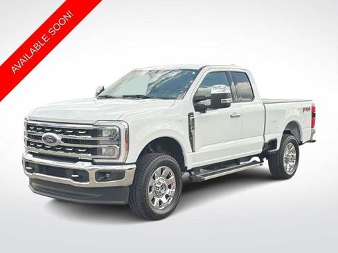 Certified 2024 Ford F250 Lariat w/ Chrome Package AWD/4WD image 4