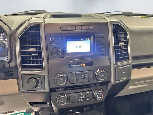 Used 2018 Ford F150 XLT AWD/4WD image 18