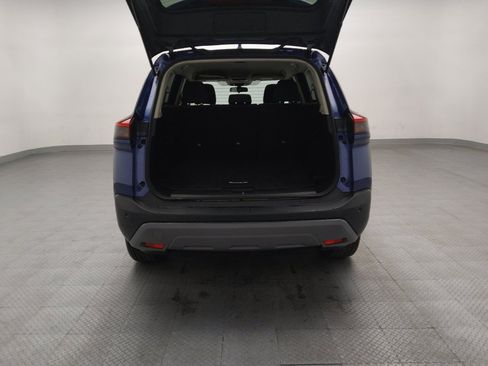 Used 2021 Nissan Rogue SV FWD image 29