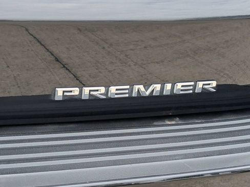 Used 2023 Chevrolet Tahoe Premier w/ Premium Package AWD/4WD image 8