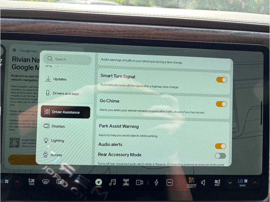 Used 2023 Rivian R1S AWD Adventure Quad image 34