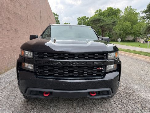 Used 2019 Chevrolet Silverado 1500 Custom Trail Boss w/ Custom Convenience Package AWD/4WD image 2