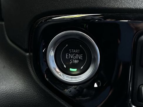 Used 2024 Chevrolet Silverado 1500 High Country AWD/4WD image 24