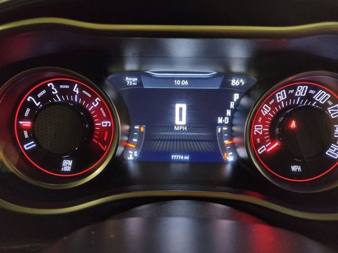 Used 2018 Dodge Challenger SXT Plus RWD image 23