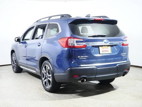 Used 2023 Subaru Ascent Limited w/ Technology Package AWD/4WD image 5