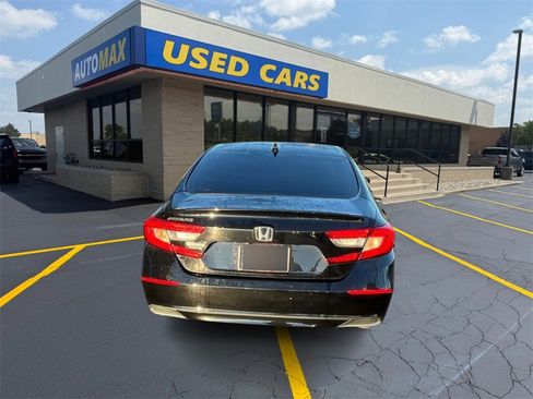 Used 2018 Honda Accord LX image 6
