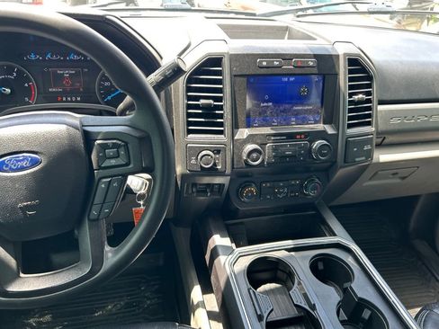 Used 2021 Ford F250 XLT w/ FX4 Off-Road Package AWD/4WD image 18