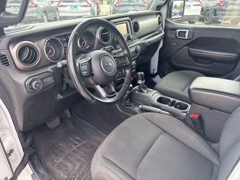 Used 2019 Jeep Wrangler Unlimited Sport S AWD/4WD image 9