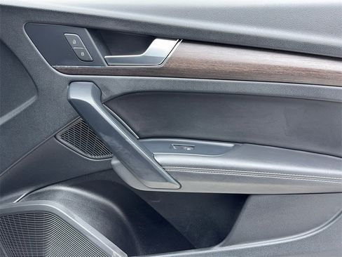 Used 2023 Audi Q5 2.0T Premium Plus image 46