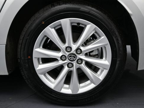 Used 2024 Toyota Corolla LE w/ LE Convenience Package image 12