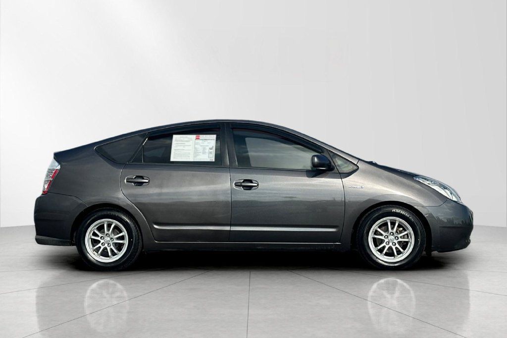 Used 2008 Toyota Prius w/ Pkg 5 FWD image 7