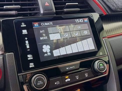 Used 2018 Honda Civic Type R image 19