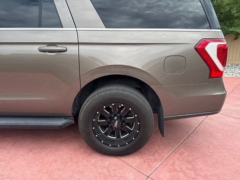 Used 2019 Ford Expedition Max XLT AWD/4WD image 35