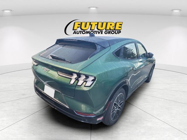 Used 2024 Ford Mustang Mach-E Premium AWD/4WD image 3