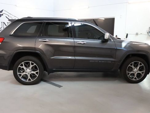 Used 2019 Jeep Grand Cherokee Limited AWD/4WD image 8