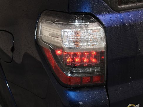 Used 2016 Toyota 4Runner Limited image 57