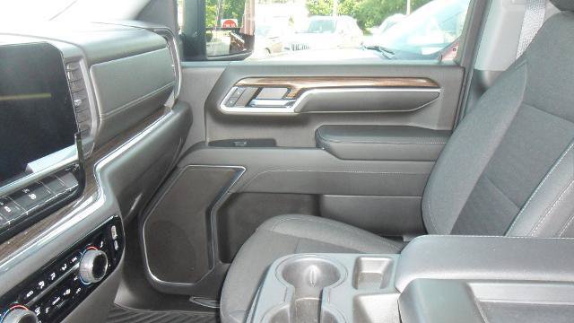 Used 2024 Chevrolet Silverado 2500 LT w/ All Star Edition RWD image 8