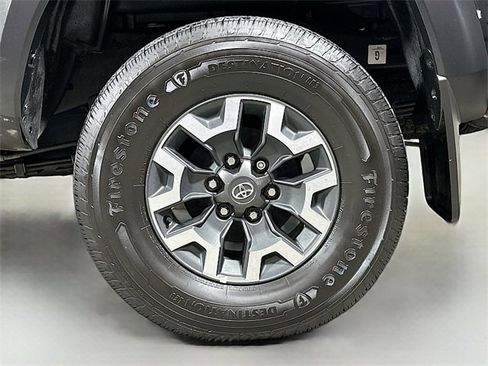 Used 2023 Toyota Tacoma TRD Off-Road image 29