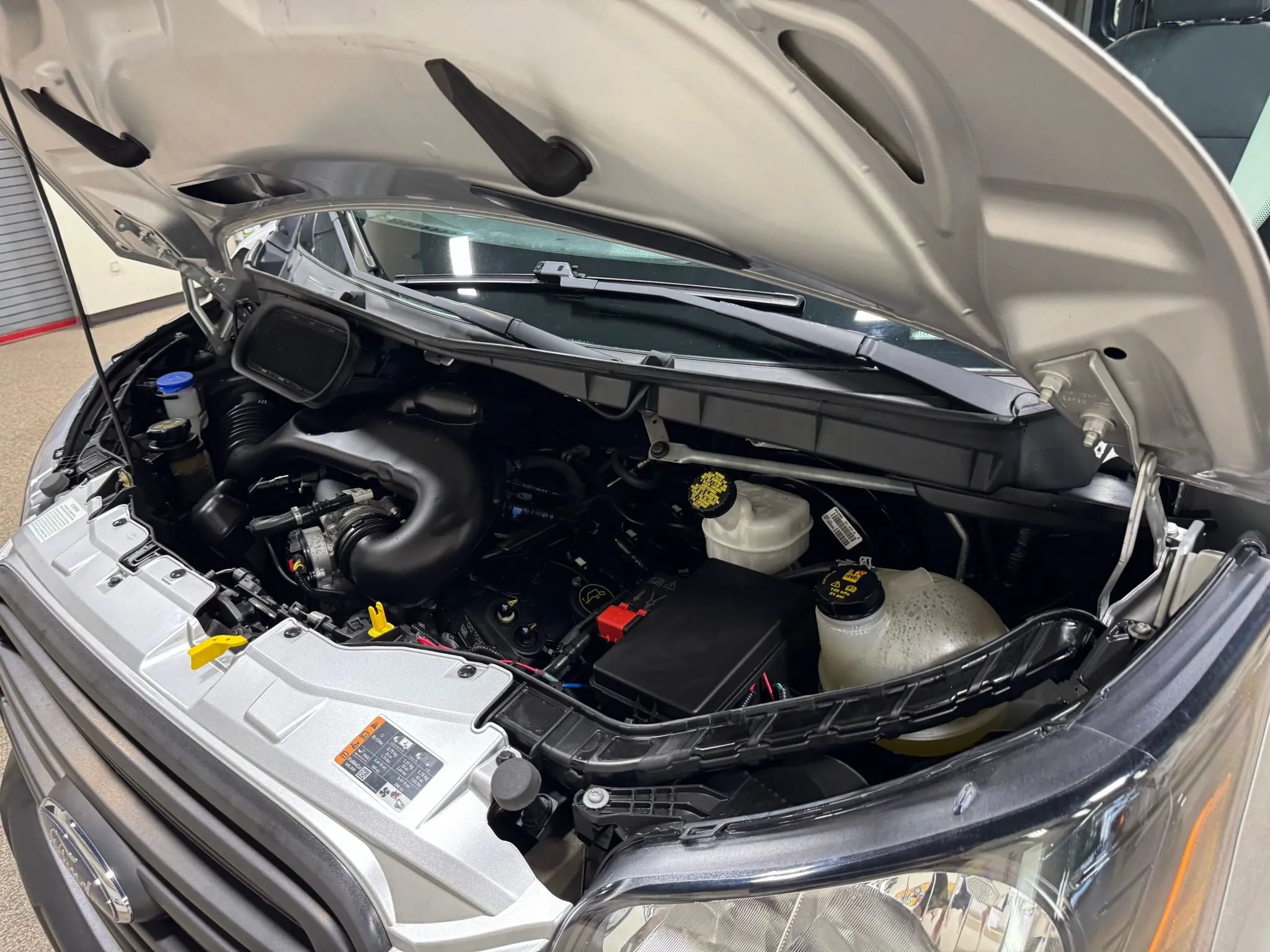 Used 2019 Ford Transit 250 148 Medium Roof RWD image 55