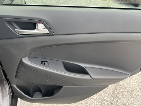 Used 2020 Hyundai Tucson Limited FWD image 19