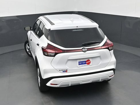 Used 2025 Nissan Kicks Play S FWD image 31