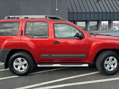 Used 2013 Nissan Xterra S image 2